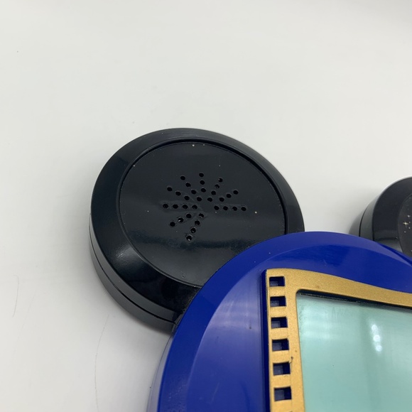 Disney The Wonderful World of Disney Character Trivia Electronic Handheld Game - Picture 7 of 14